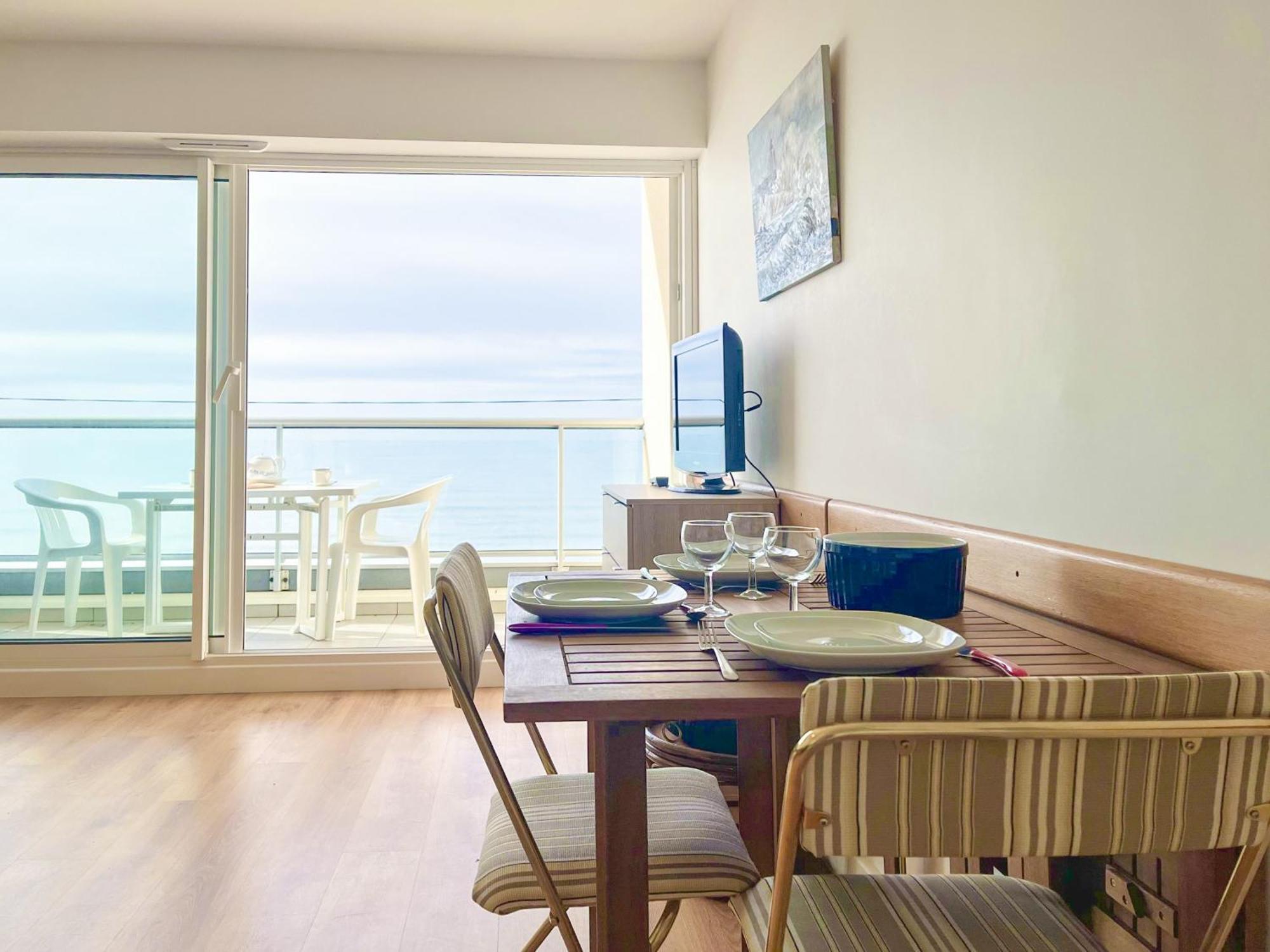 Joli Appartement Avec Vue Imprenable Sur La Baie Des Sables - 4 Pers Les Sables-dʼOlonne Esterno foto
